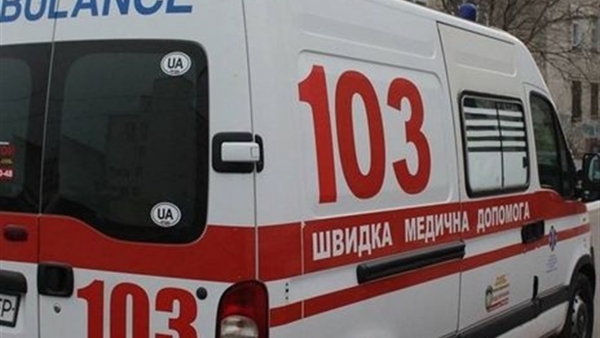 На Кіровоградщині на сходах магазину загинув чоловік