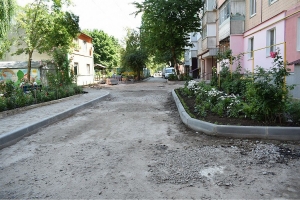 У Кропивницькому відремонтують 84  прибудинкові території, 10 — готові (АДРЕСИ)